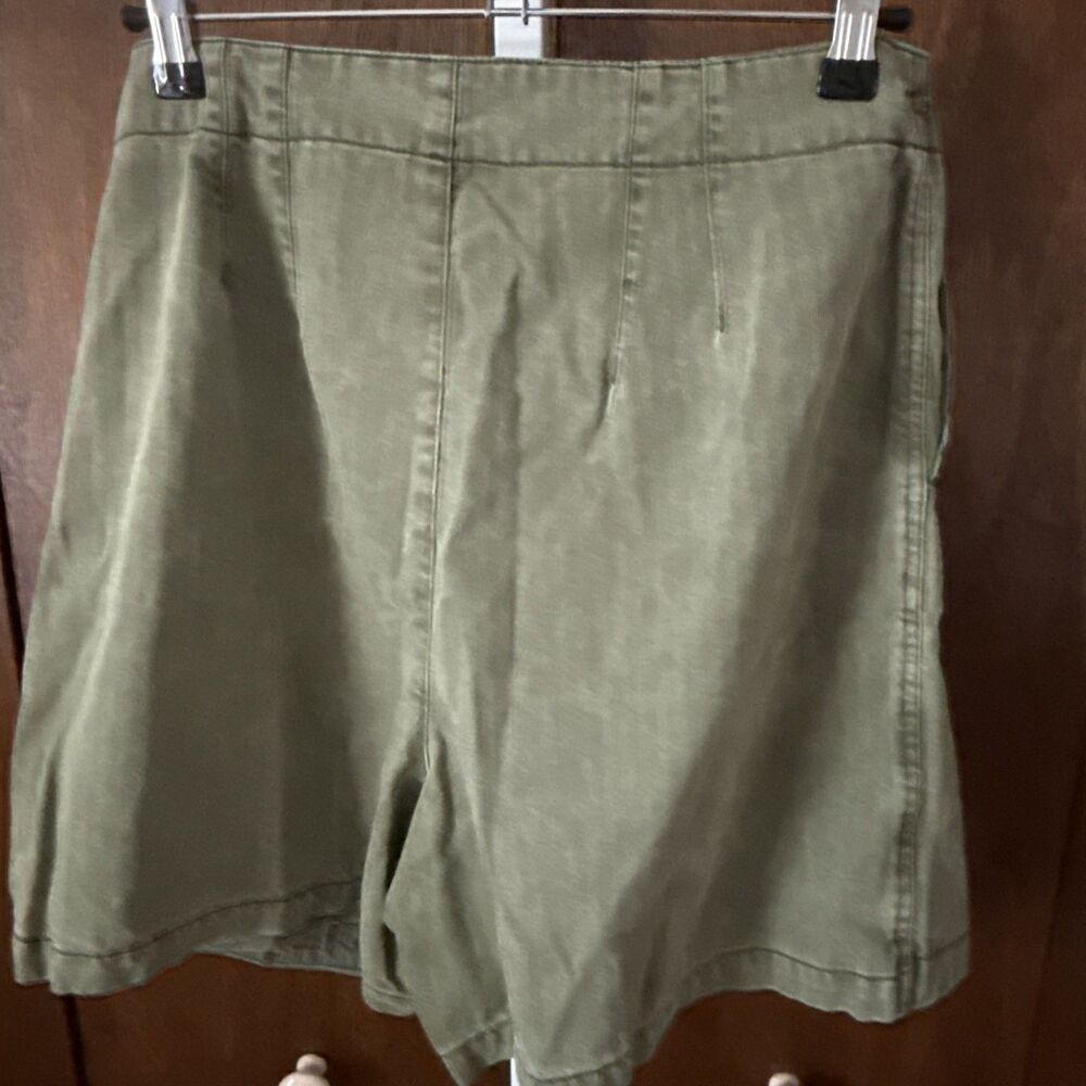 Free People Womens Olive Green Layered Front Shorts/Skort Size XS Pleated Pocket - Picture 6 of 8